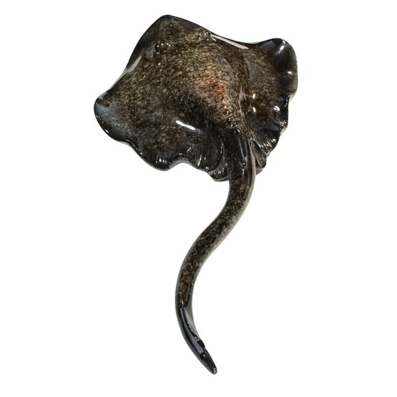 REALISTIC STINGRAY CERAMIC FIGURINE GLAZED SEA LIFE AQUATIC NO FLAWS 8"L X 5"W - Picture 5 of 6